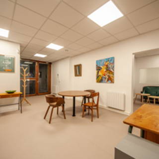 Bureau privé 22 m² 3 postes Coworking Rue Marceau Houilles 78800 - photo 1